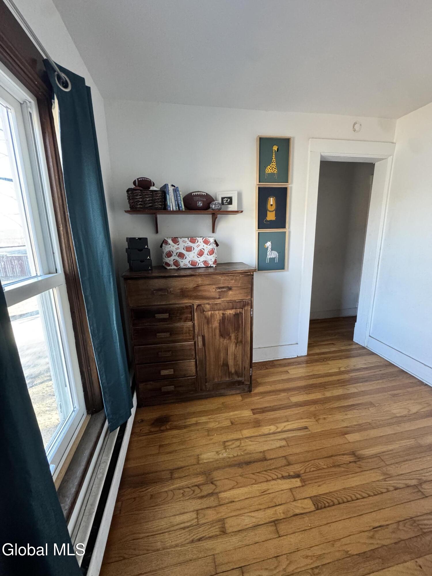 348 Gardinier Street Schenectady NY 12306