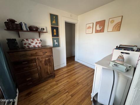 348 Gardinier Street Schenectady NY 12306