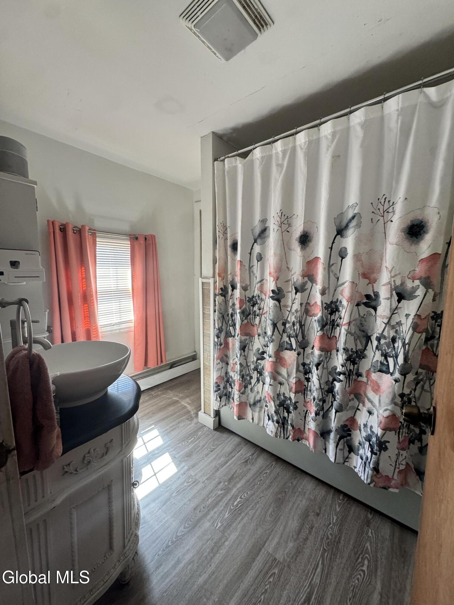 348 Gardinier Street Schenectady NY 12306