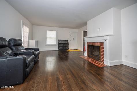 191 S Main Avenue Albany NY 12208