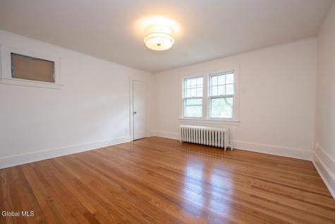 191 S Main Avenue Albany NY 12208