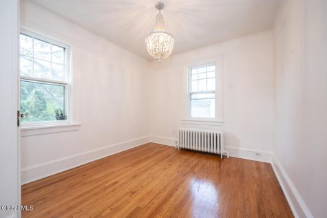 191 S Main Avenue Albany NY 12208