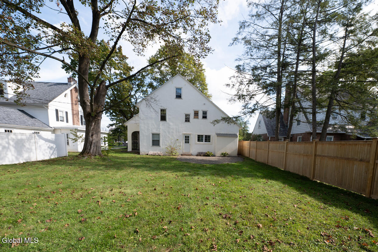 191 S Main Avenue Albany NY 12208