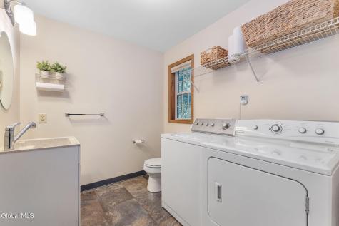 35 Whirlaway Boulevard Gansevoort NY 12831