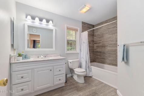 35 Whirlaway Boulevard Gansevoort NY 12831