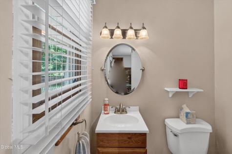 20 Van Brummel Lane Ballston Spa NY 12020