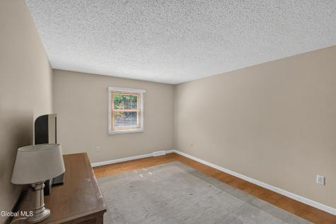 20 Van Brummel Lane Ballston Spa NY 12020