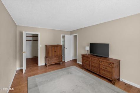 20 Van Brummel Lane Ballston Spa NY 12020