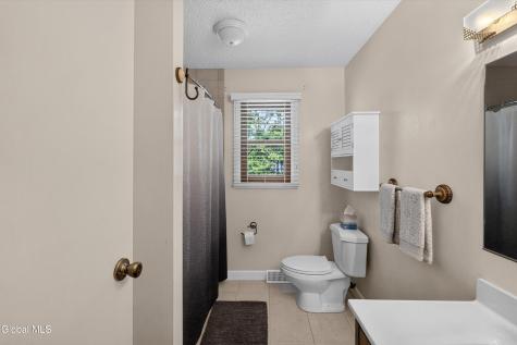 20 Van Brummel Lane Ballston Spa NY 12020