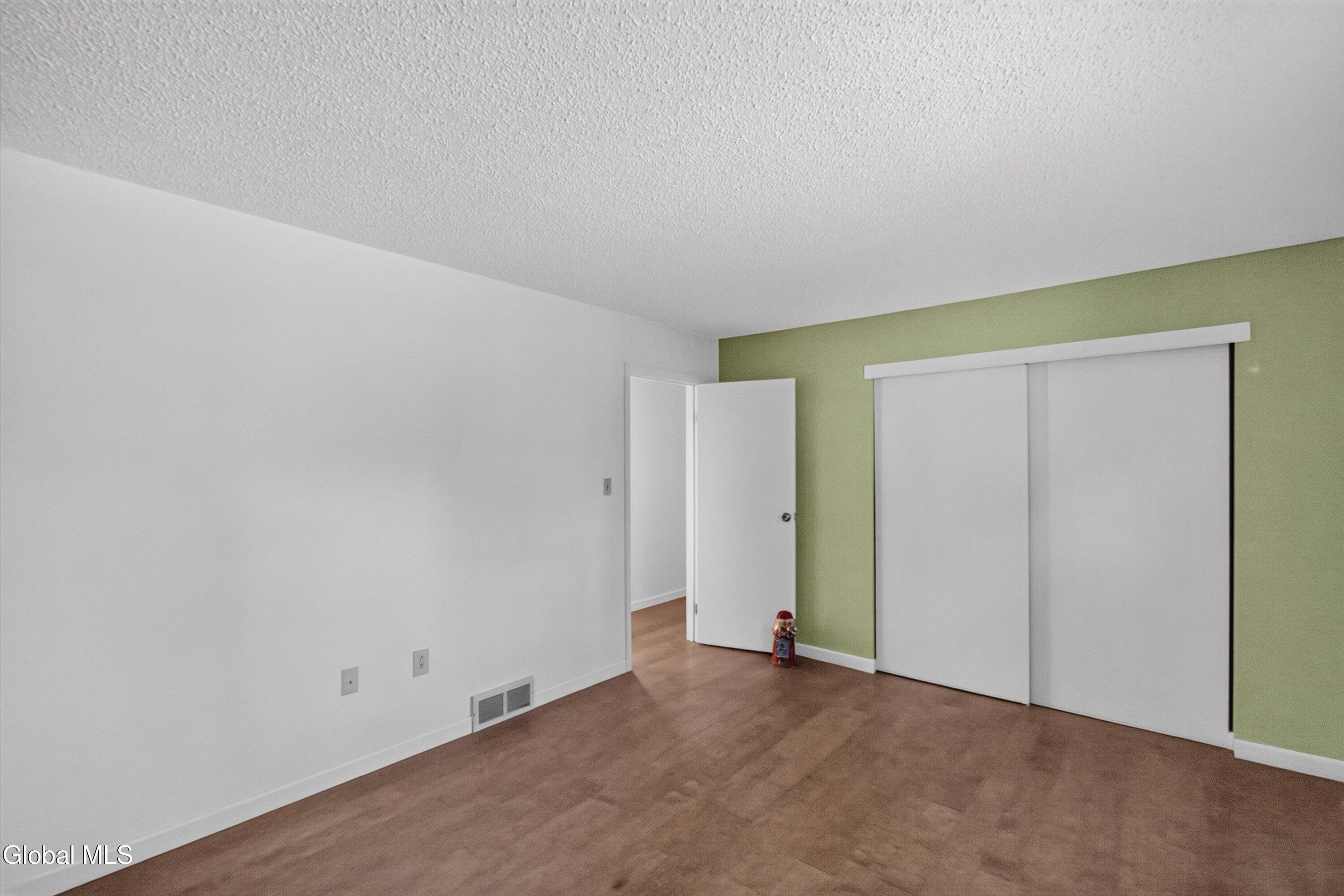 20 Van Brummel Lane Ballston Spa NY 12020