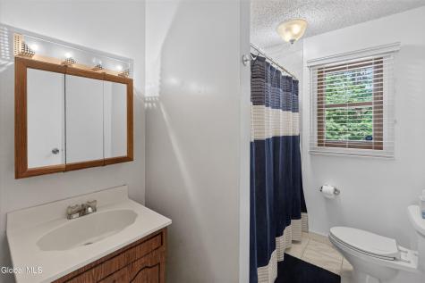 20 Van Brummel Lane Ballston Spa NY 12020