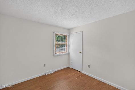 20 Van Brummel Lane Ballston Spa NY 12020