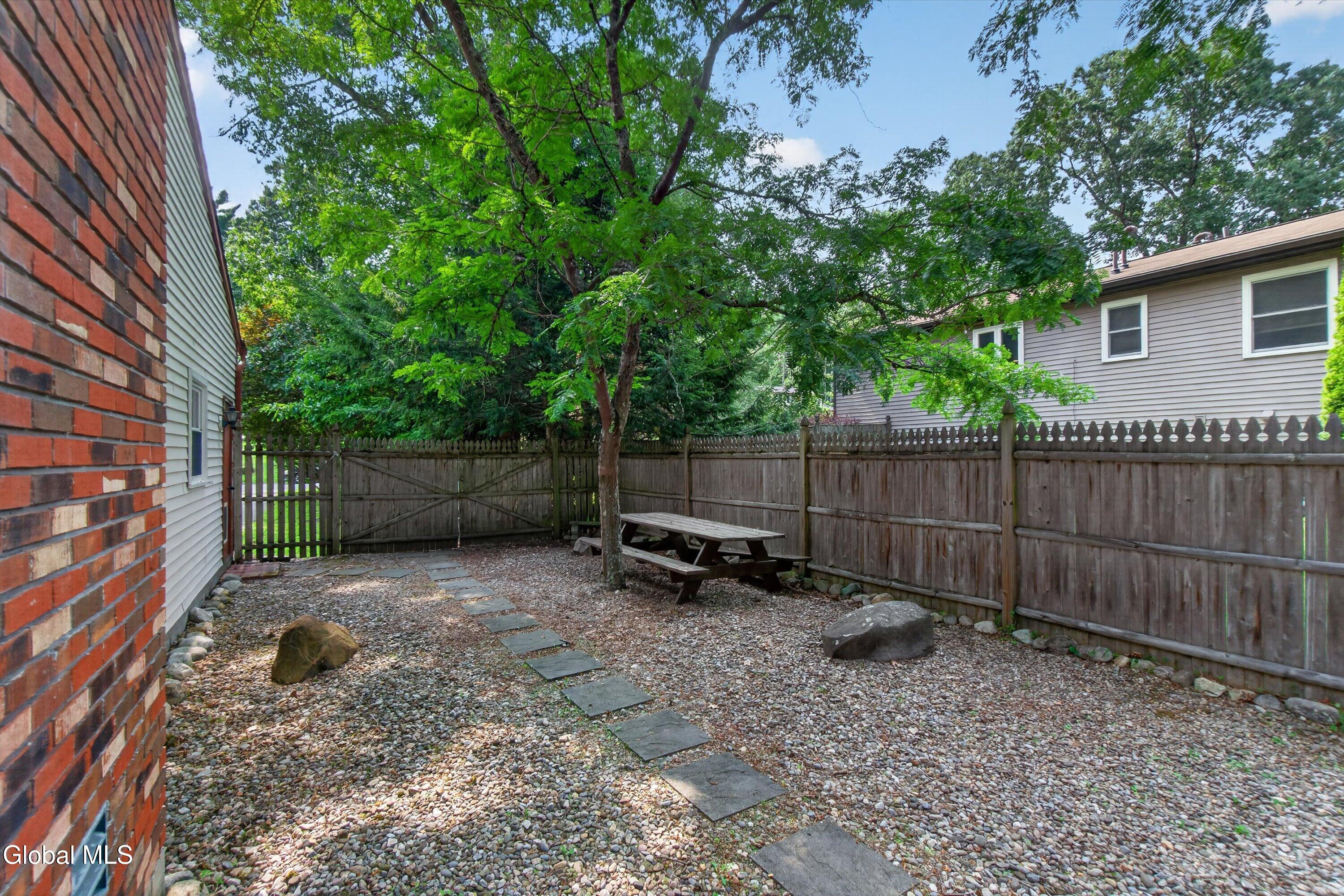 20 Van Brummel Lane Ballston Spa NY 12020