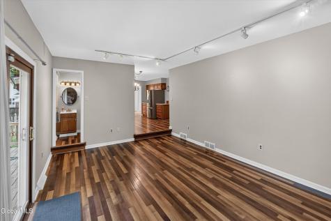 20 Van Brummel Lane Ballston Spa NY 12020