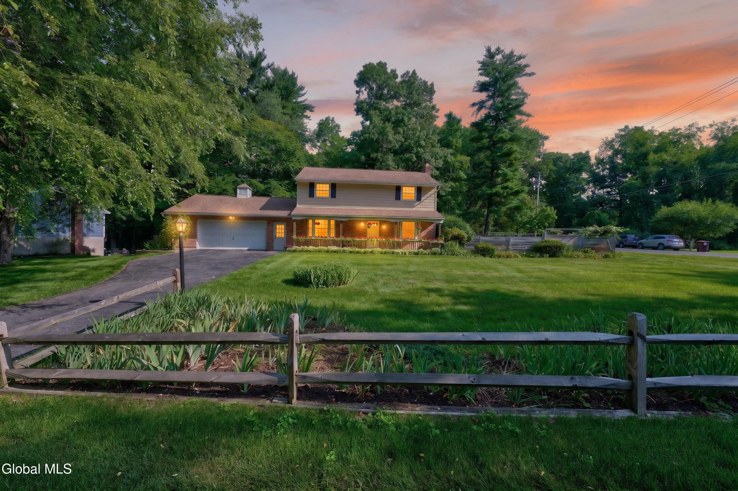 47 Weston Drive Clifton Park NY 12065