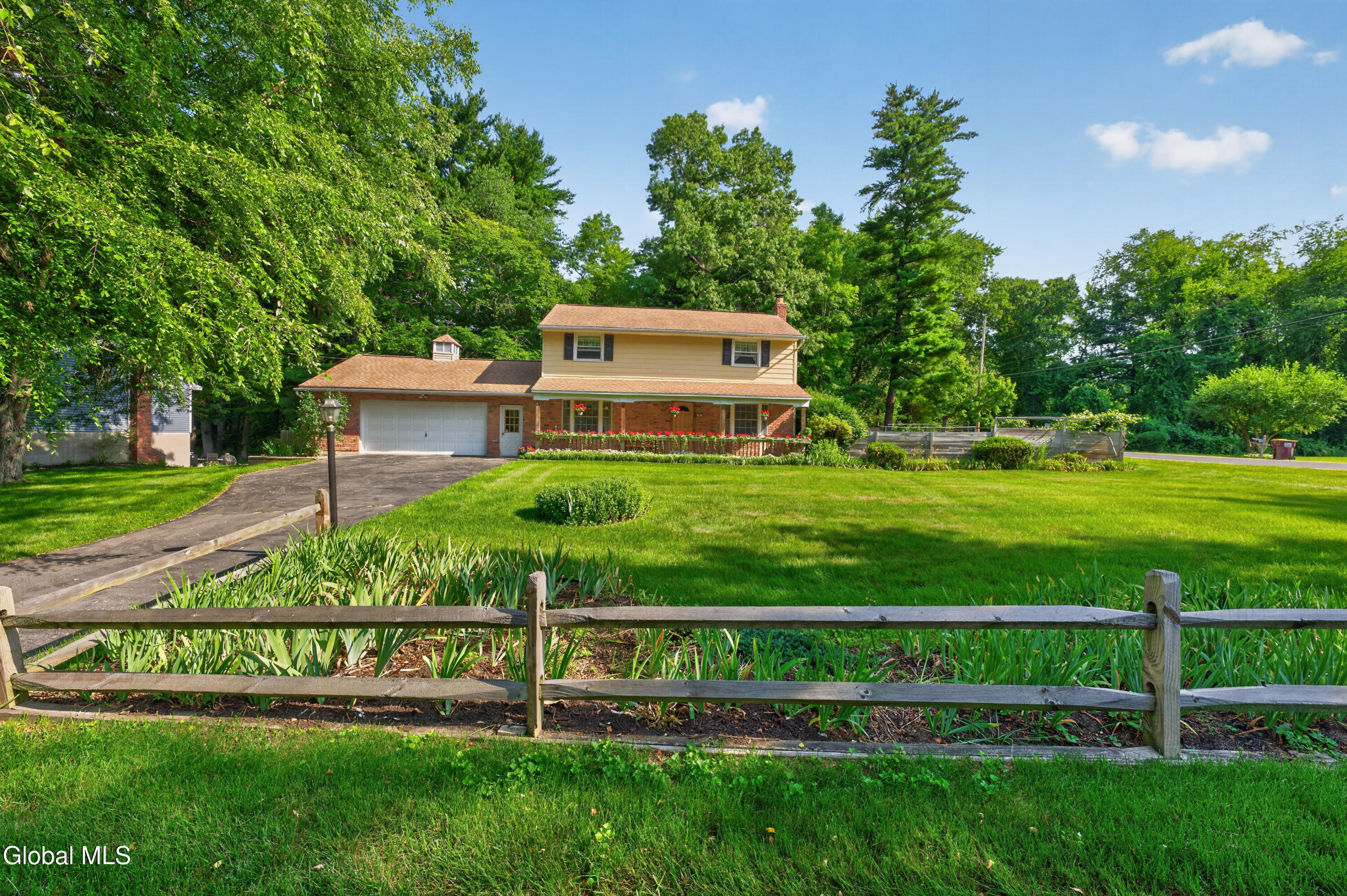 47 Weston Drive Clifton Park NY 12065