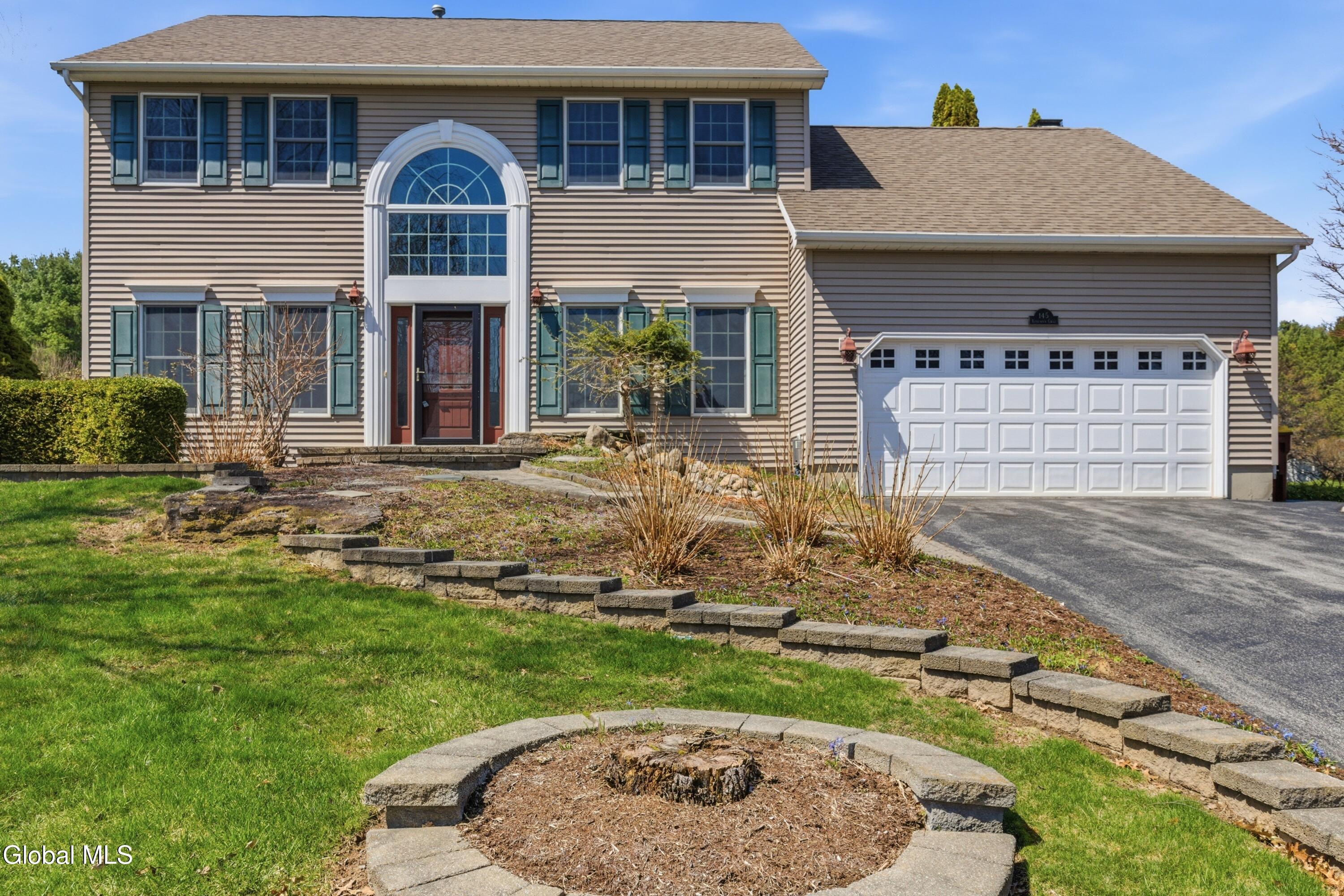 145 Kennewyck Circle Guilderland NY 12159