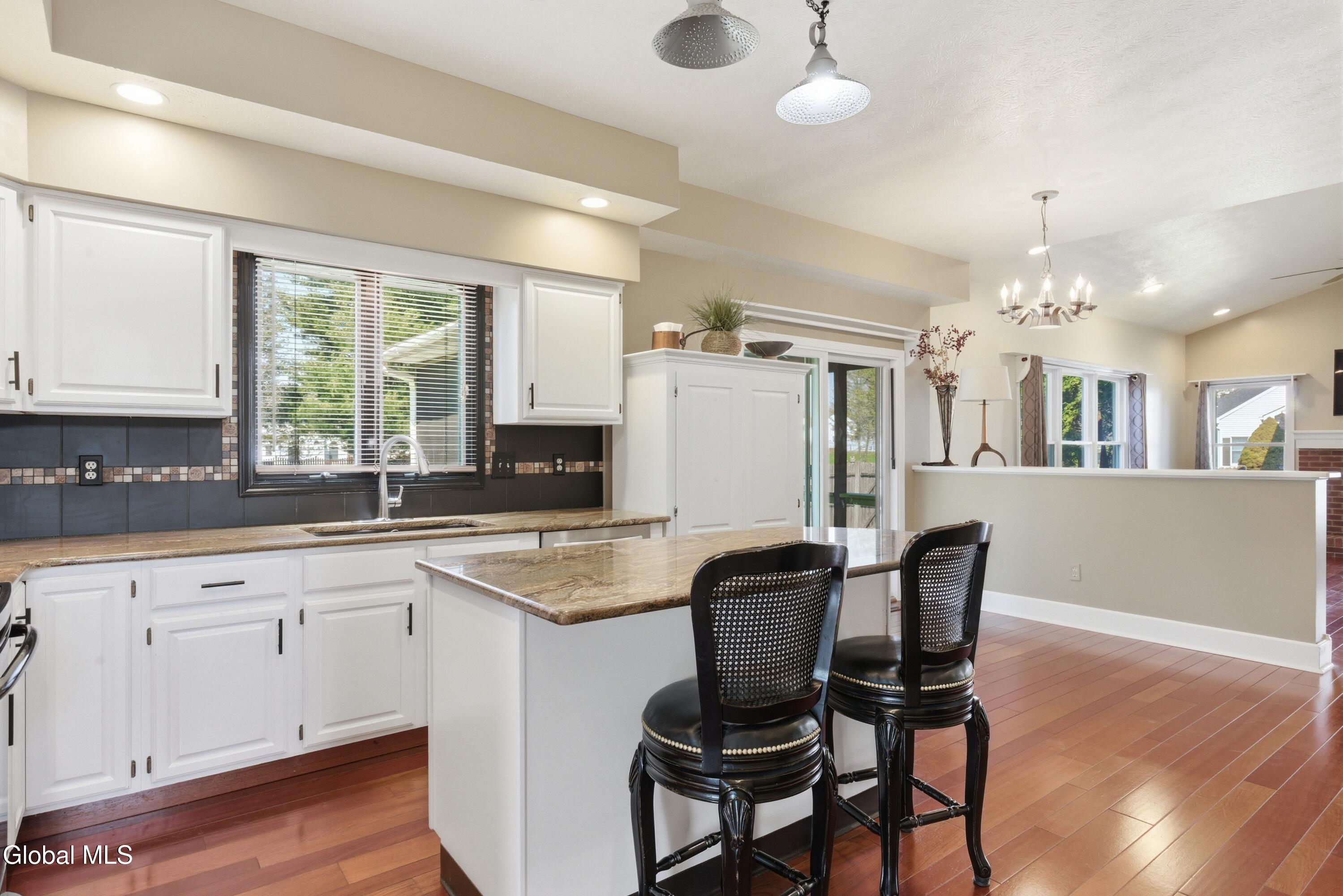 145 Kennewyck Circle Guilderland NY 12159