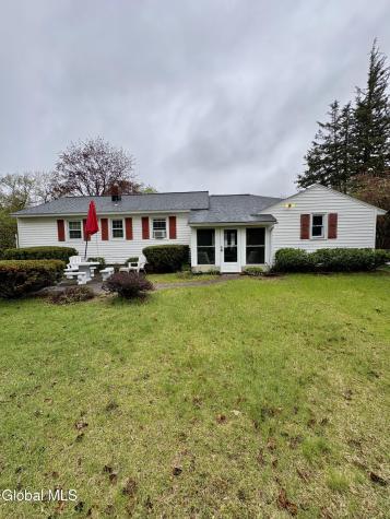 28 Woodlawn Avenue South Glens Falls NY 12803