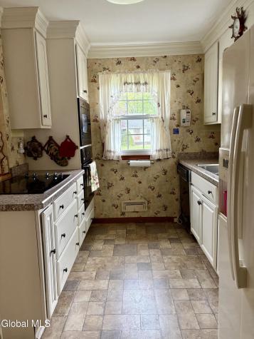 28 Woodlawn Avenue South Glens Falls NY 12803