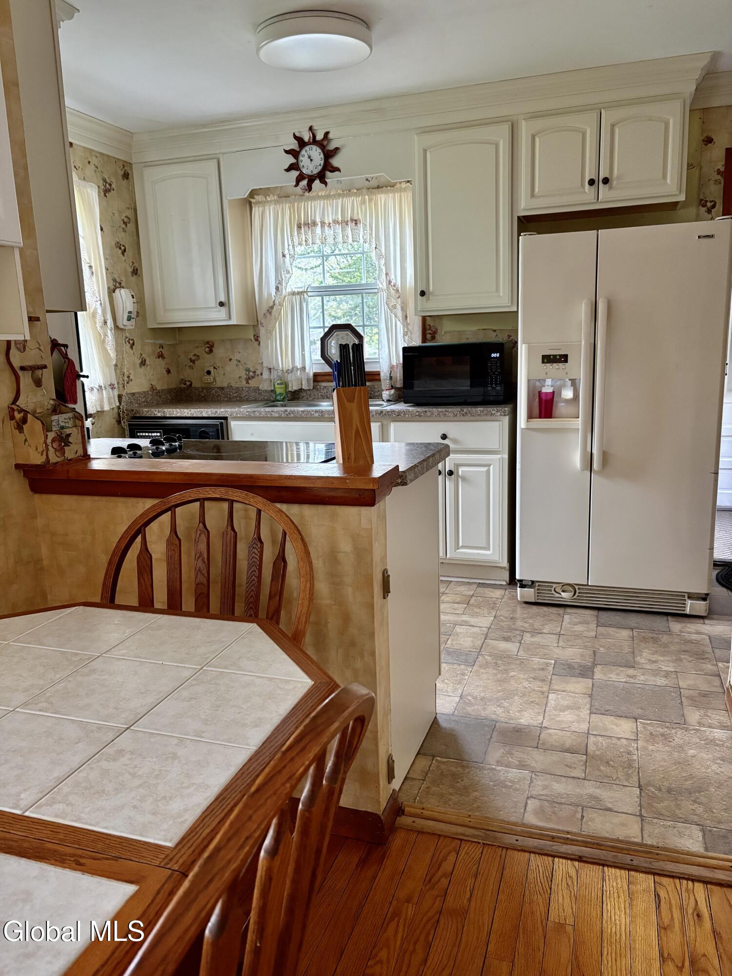 28 Woodlawn Avenue South Glens Falls NY 12803
