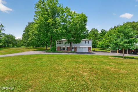 11 Warren Cemetery Road Hoosick Falls NY 12090