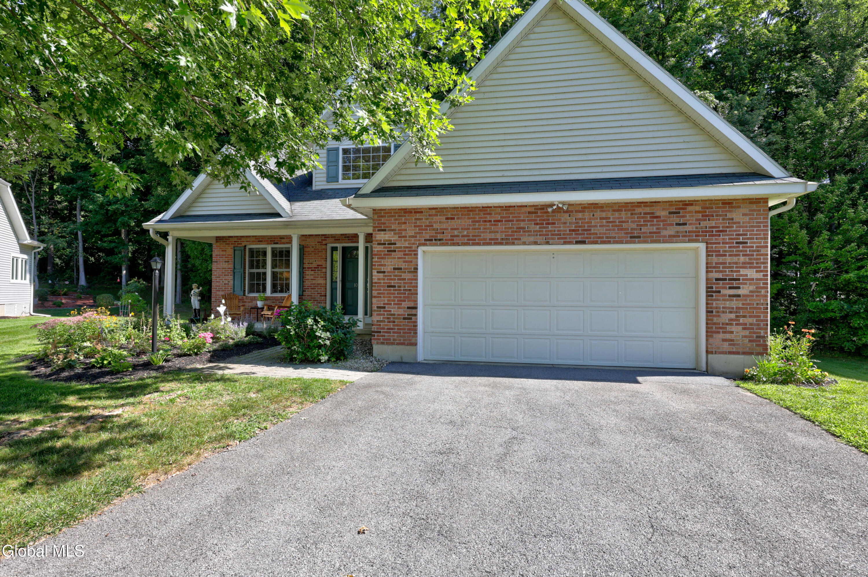 10 Rose Ridge Court Saratoga Springs NY 12866