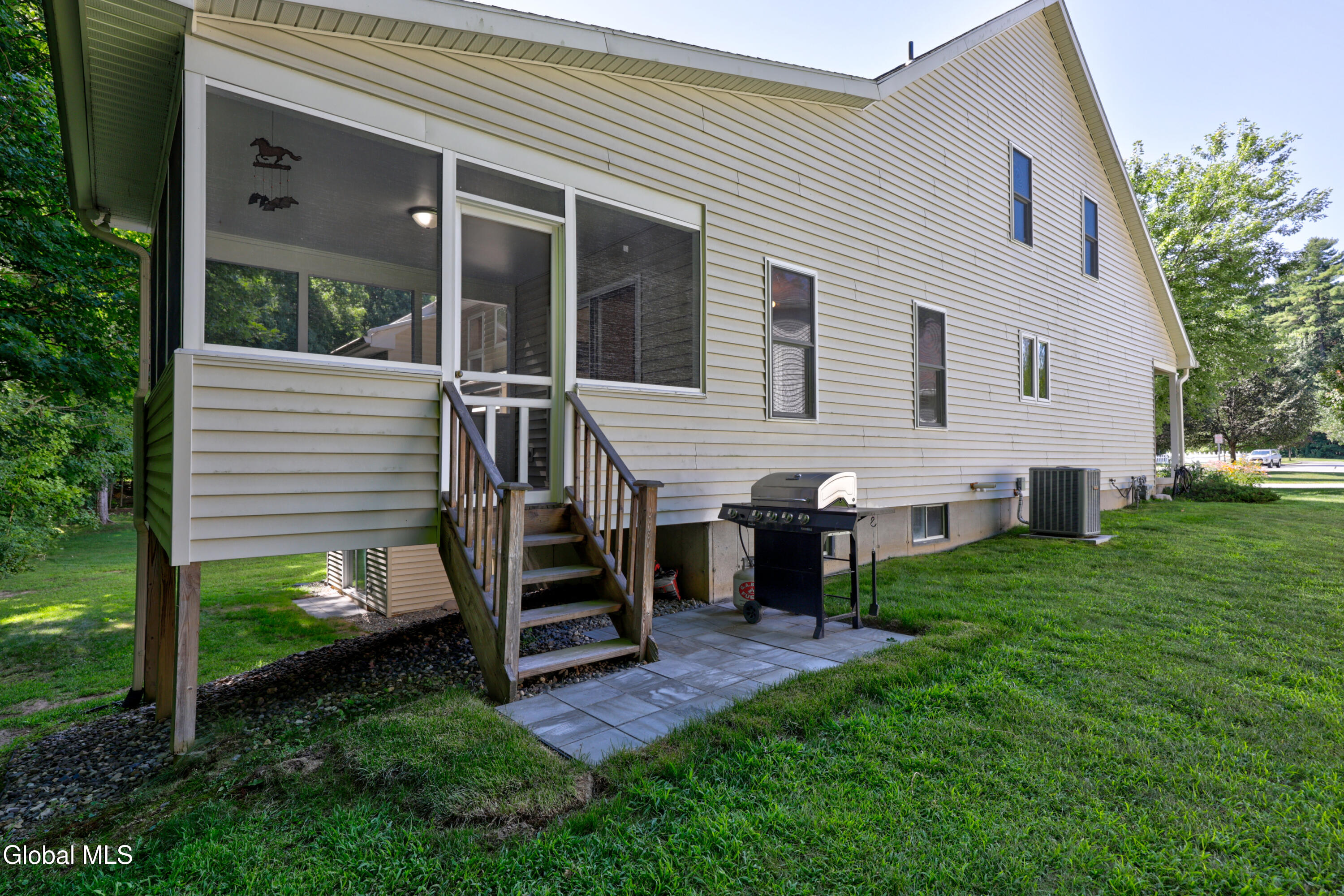 10 Rose Ridge Court Saratoga Springs NY 12866