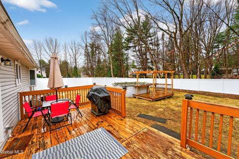 88 Jones Road Saratoga Springs NY 12866