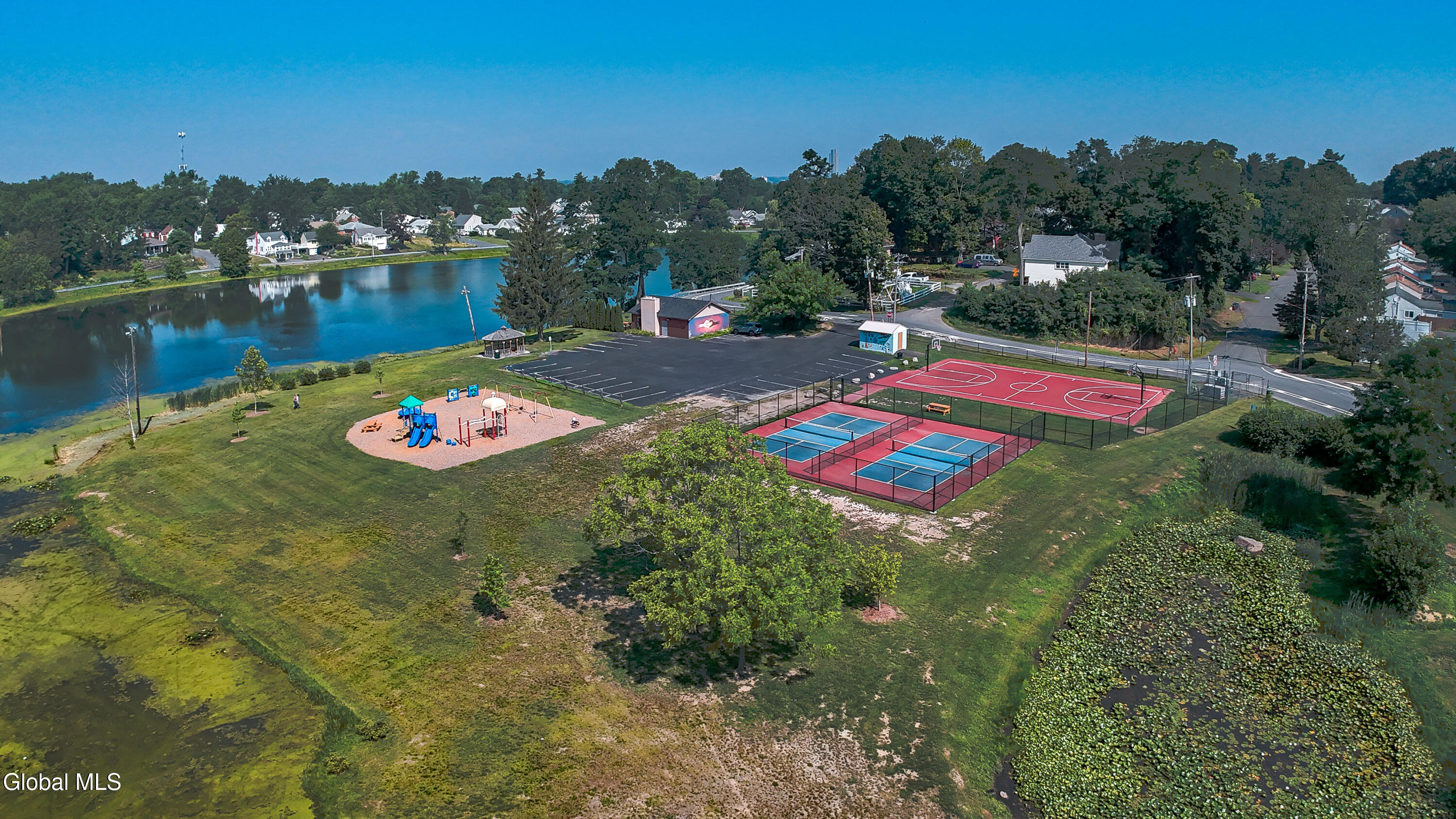 230 E Washington Avenue Rensselaer NY 12144