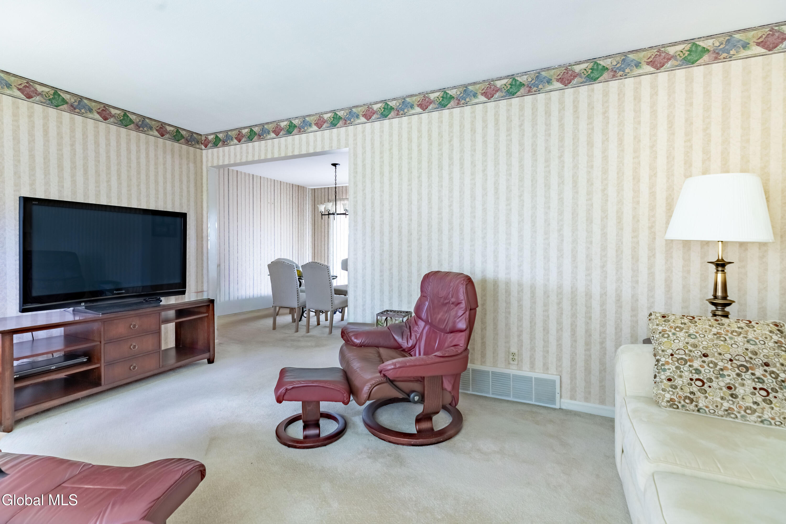 230 E Washington Avenue Rensselaer NY 12144