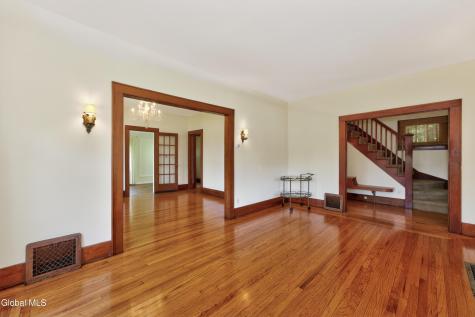 11 Orchard Terrace Wynantskill NY 12198