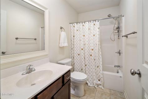 34 Lancaster Court Ballston Lake NY 12019