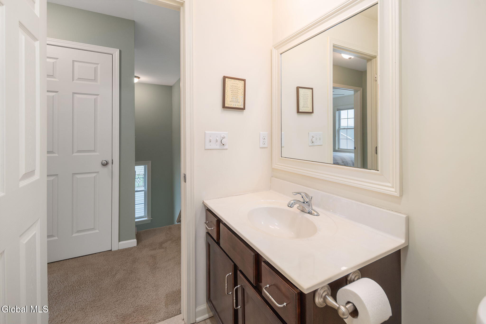 34 Lancaster Court Ballston Lake NY 12019