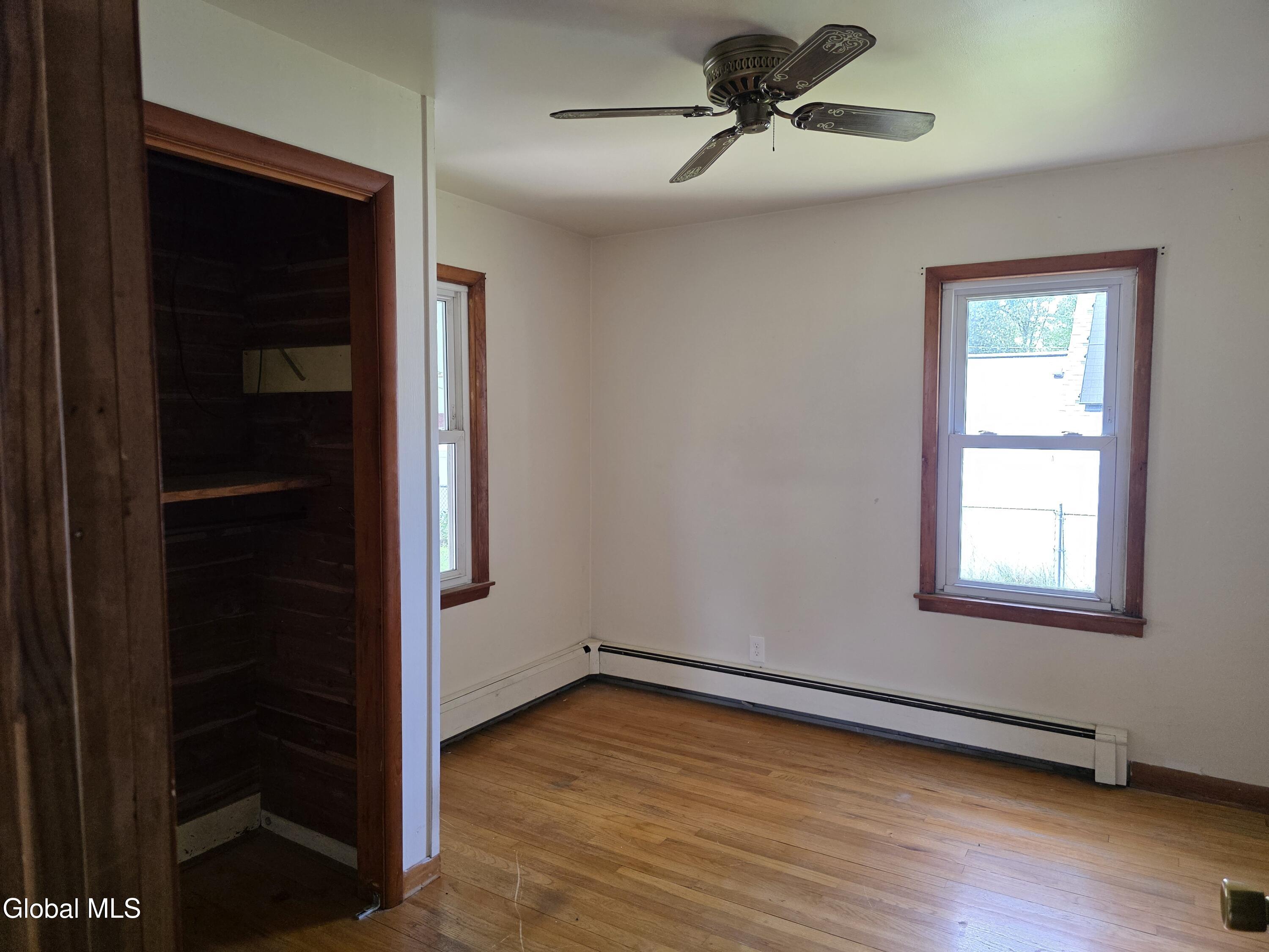 1735 Suffolk Avenue Schenectady NY 12303