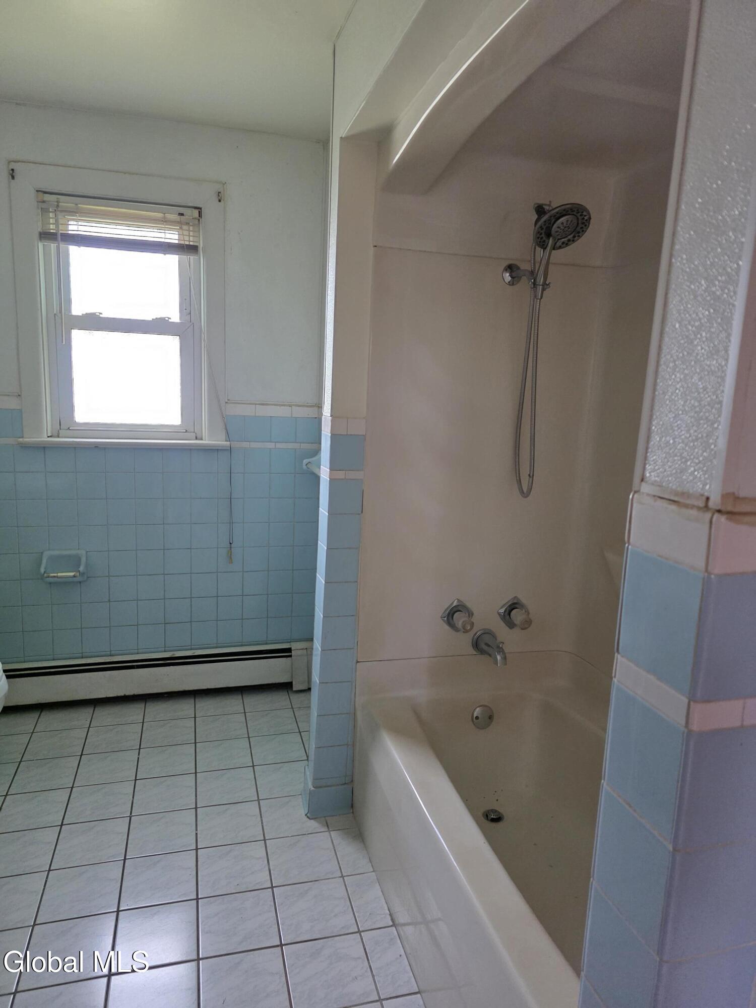 1735 Suffolk Avenue Schenectady NY 12303