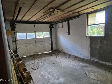 1735 Suffolk Avenue Schenectady NY 12303