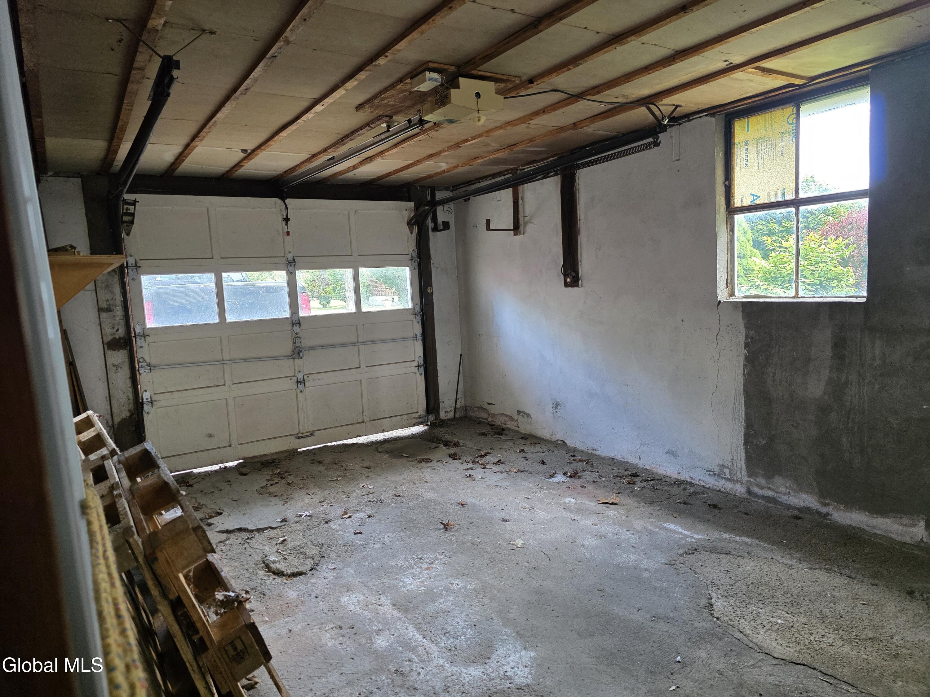 1735 Suffolk Avenue Schenectady NY 12303