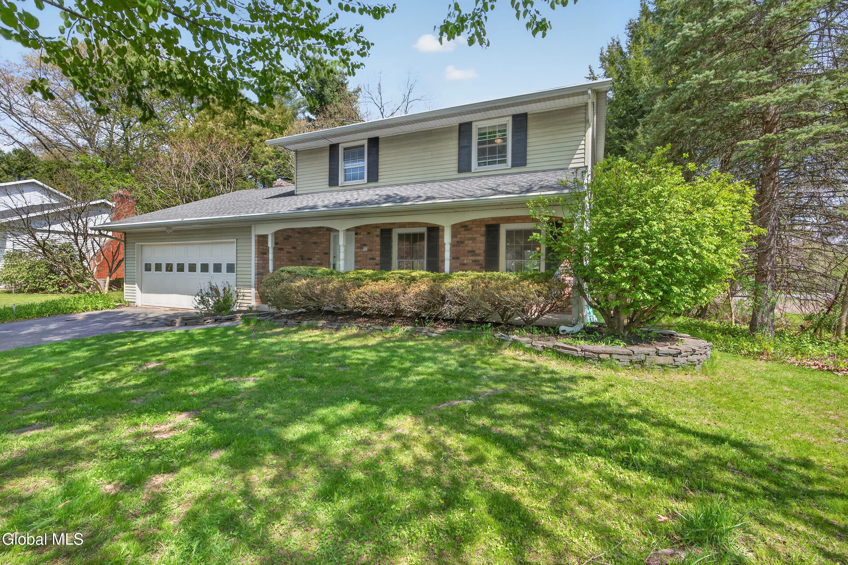 12 Carolanne Drive Delmar NY 12054