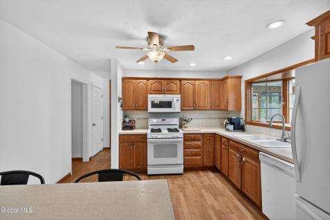 12 Carolanne Drive Delmar NY 12054