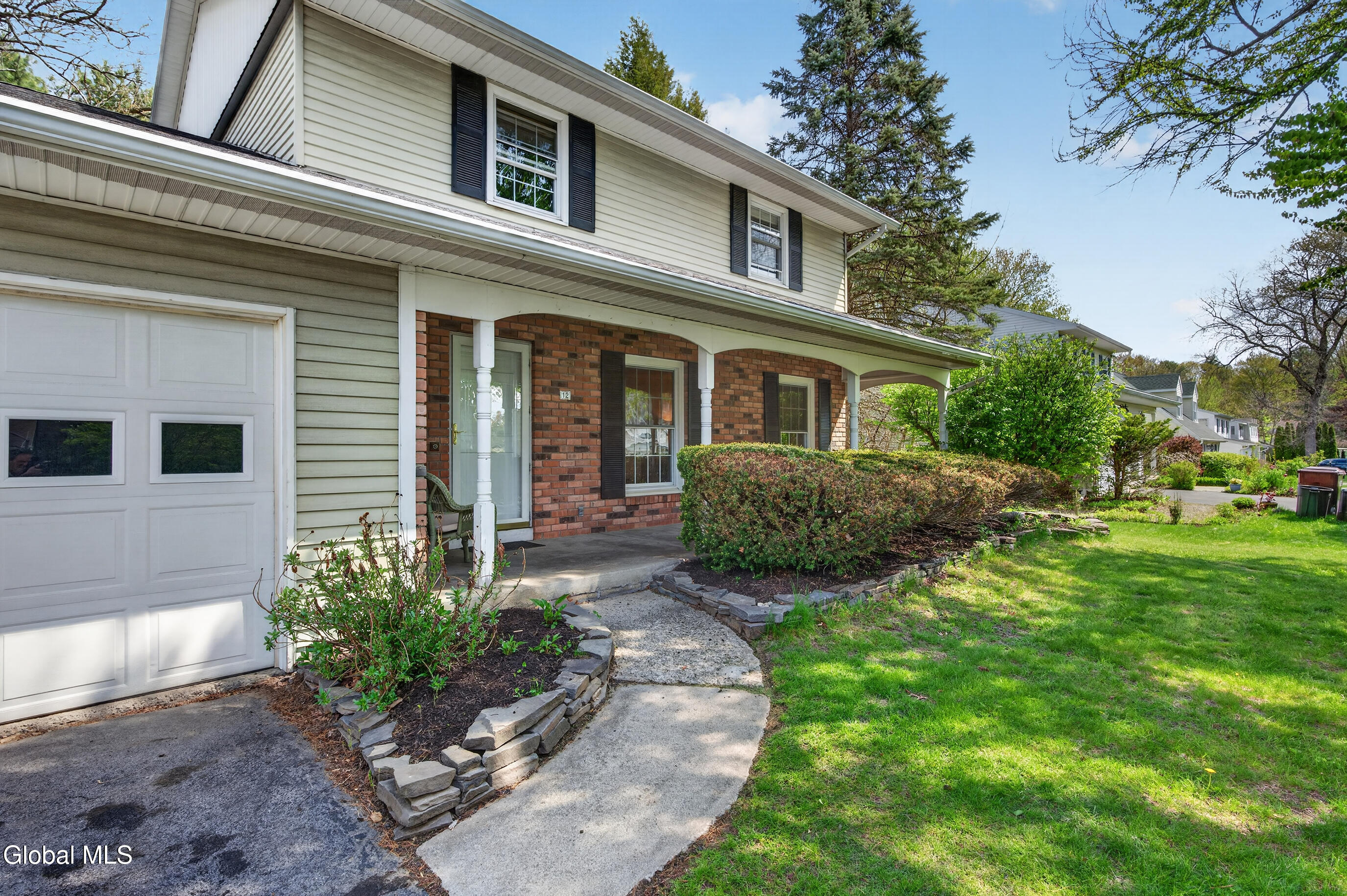 12 Carolanne Drive Delmar NY 12054