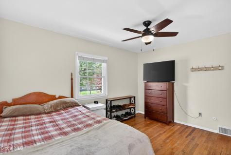 12 Carolanne Drive Delmar NY 12054