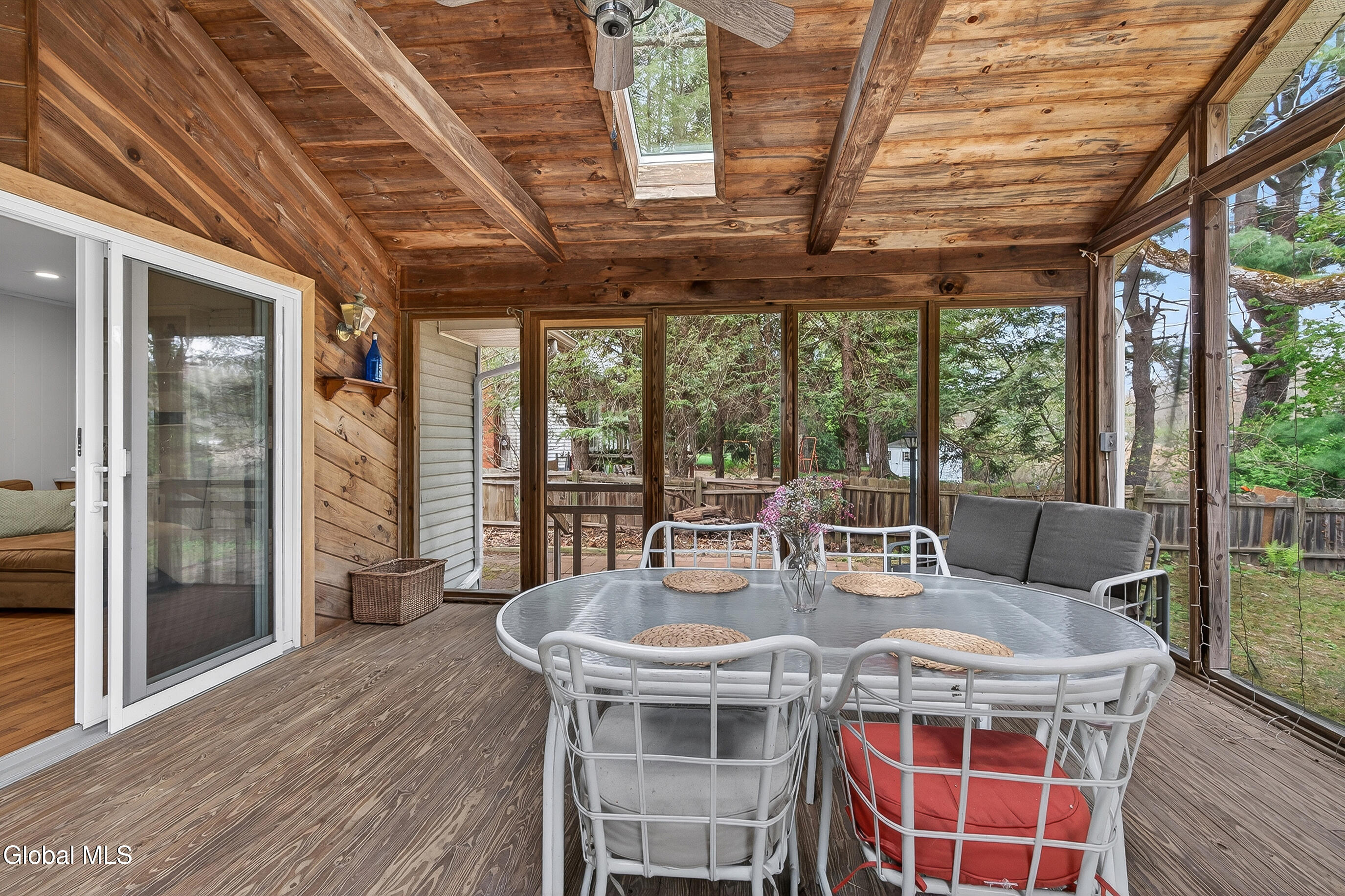 12 Carolanne Drive Delmar NY 12054