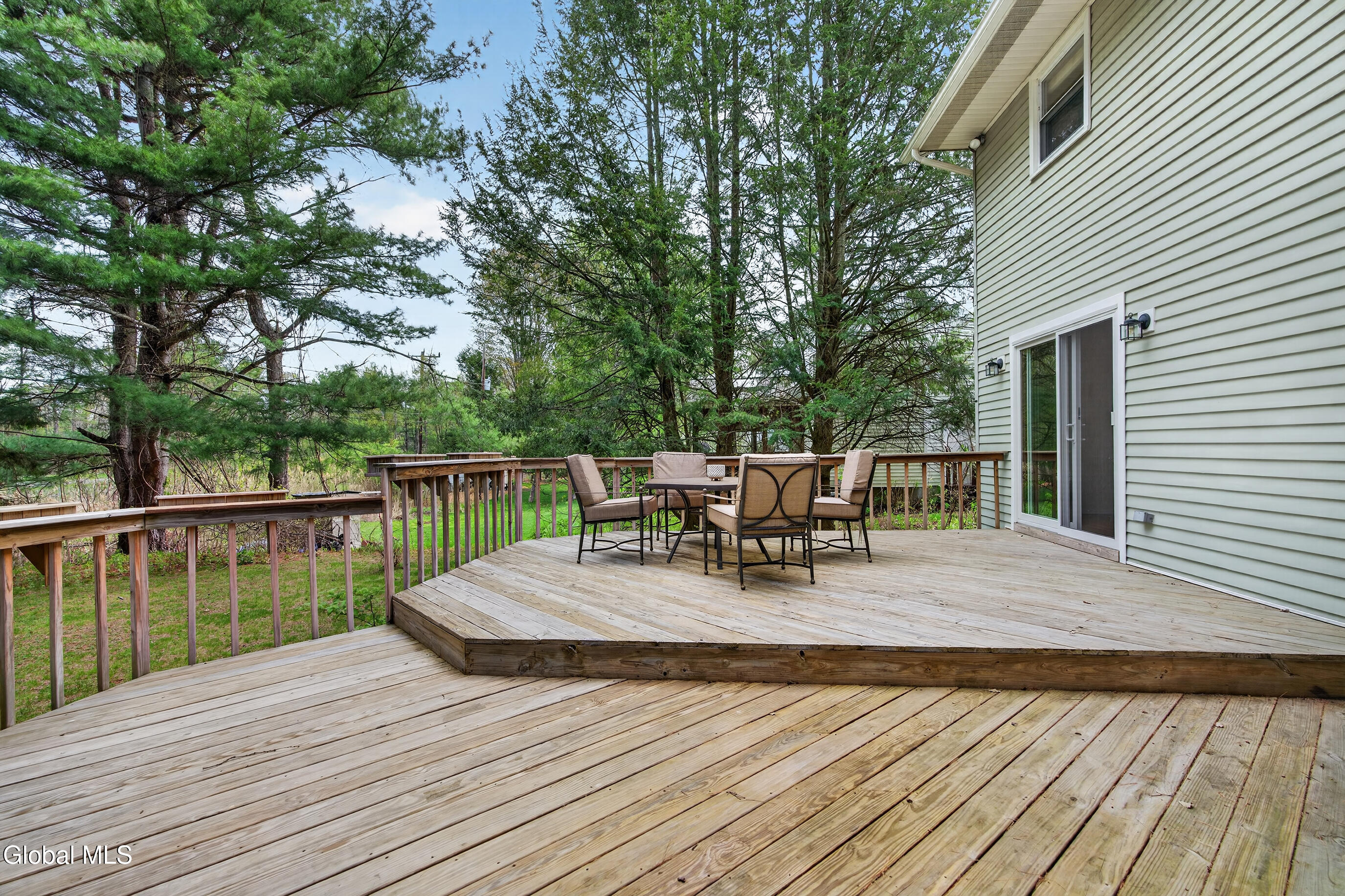 12 Carolanne Drive Delmar NY 12054