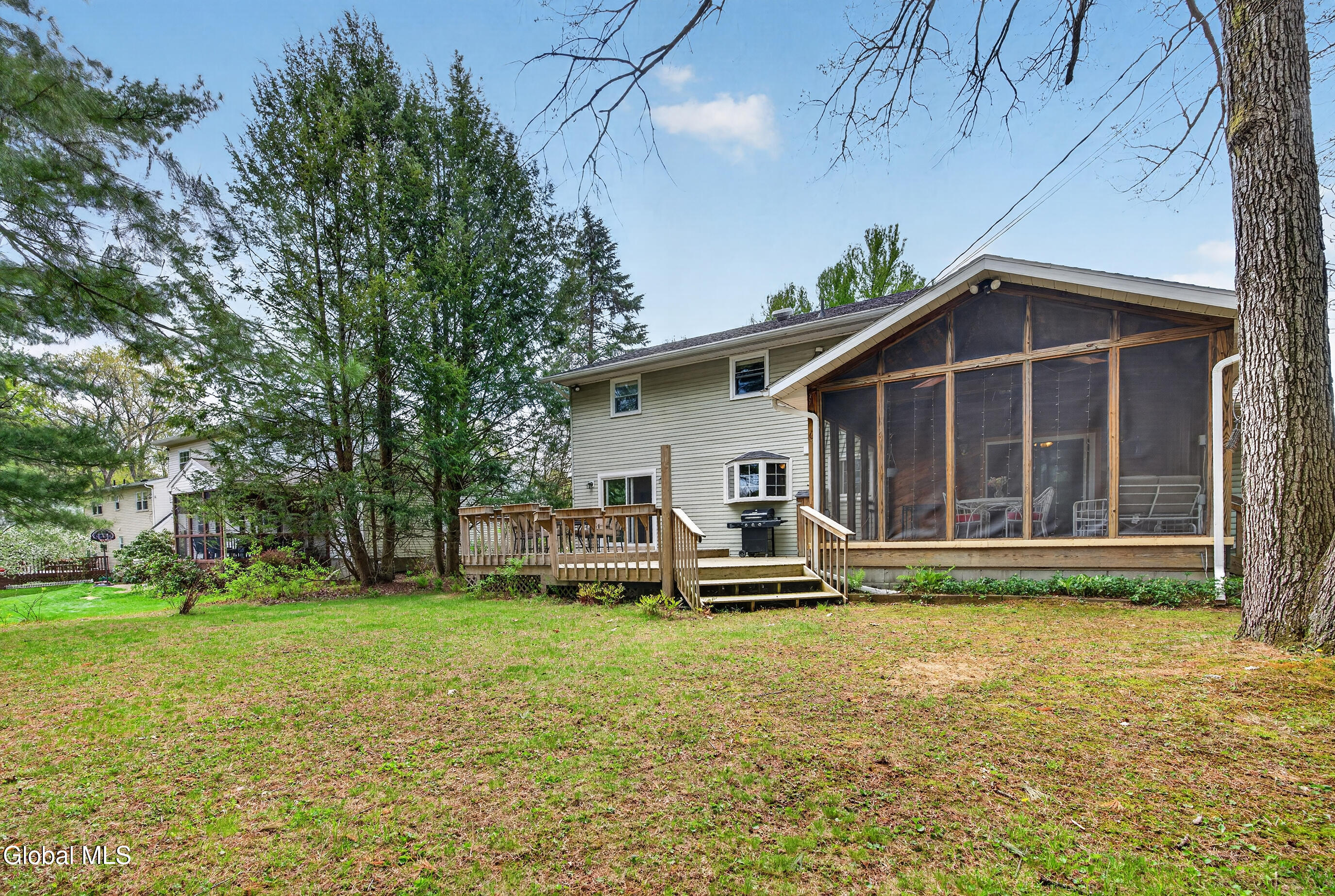 12 Carolanne Drive Delmar NY 12054