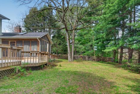 12 Carolanne Drive Delmar NY 12054