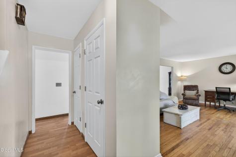 12 Carolanne Drive Delmar NY 12054