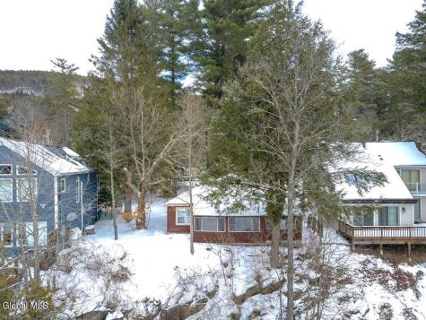 41 Hanneford Road Queensbury NY 12804