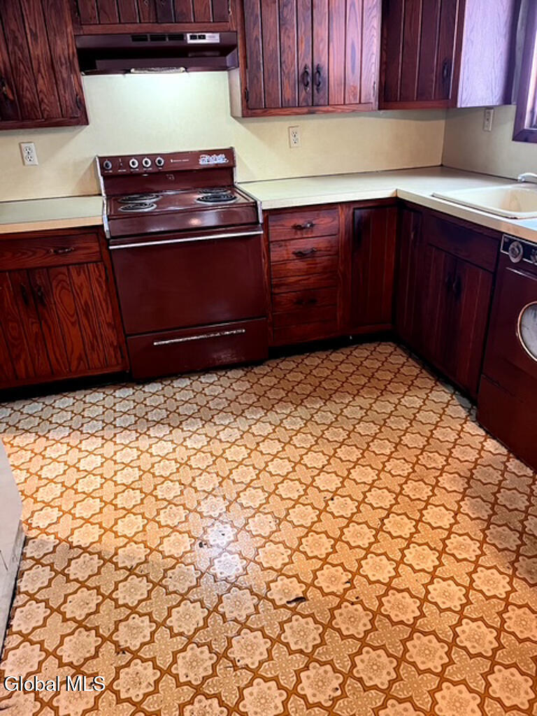41 Hanneford Road Queensbury NY 12804