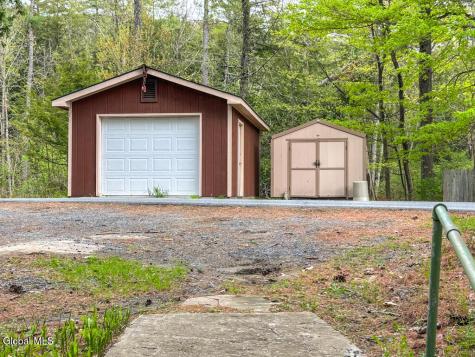 41 Hanneford Road Queensbury NY 12804